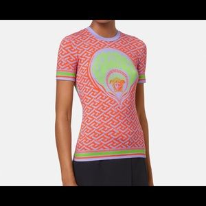 Selling as set Versace